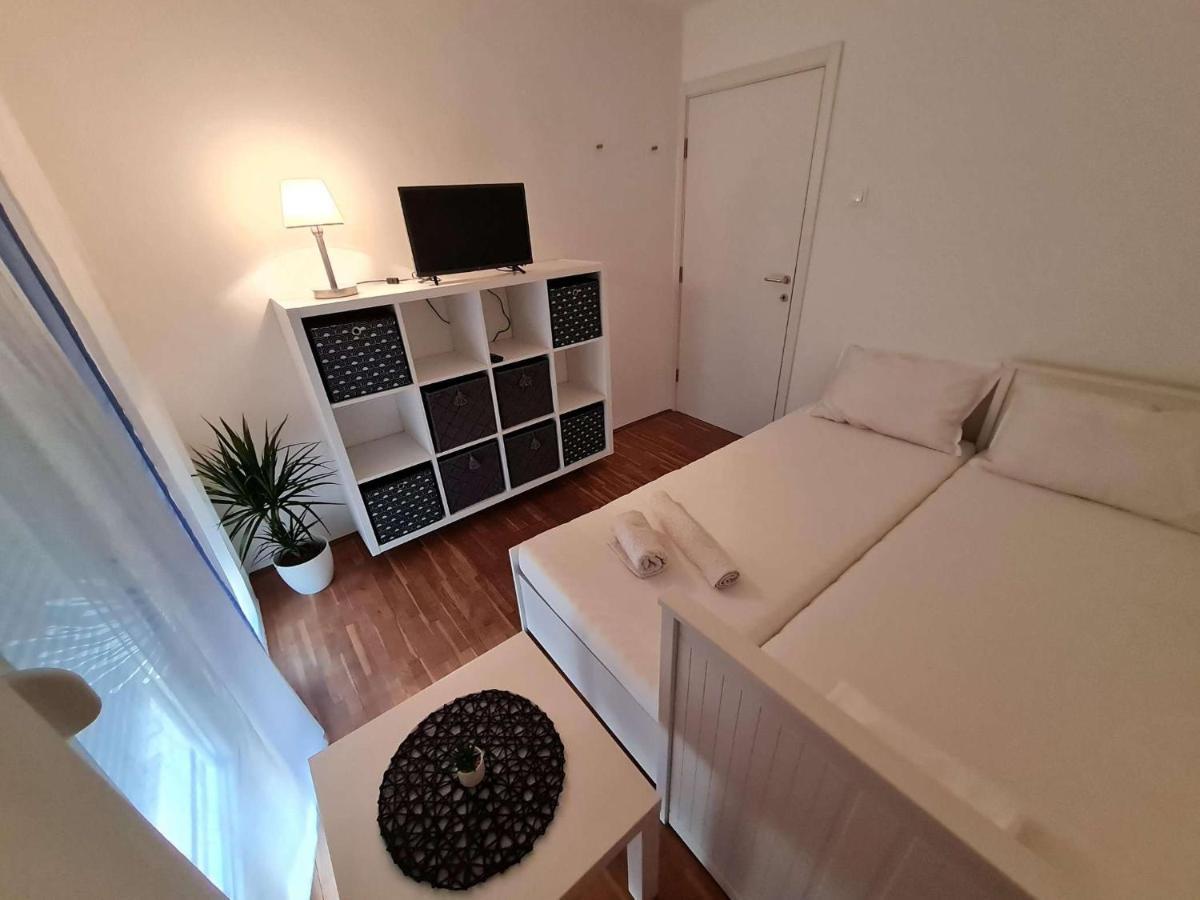Apartmani Lovre I Zara Eksteriør bilde