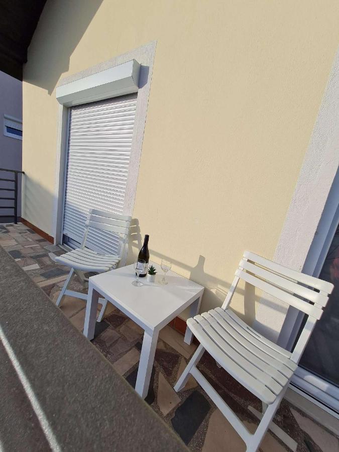 Apartmani Lovre I Zara Eksteriør bilde