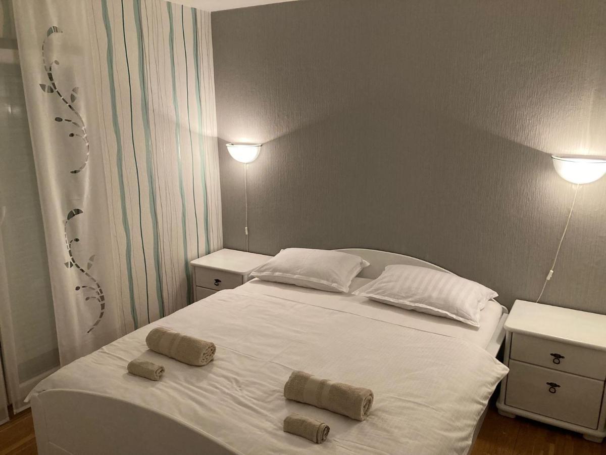 Apartmani Lovre I Zara Eksteriør bilde