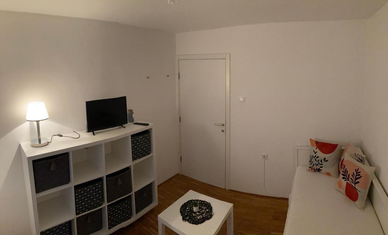 Apartmani Lovre I Zara Eksteriør bilde